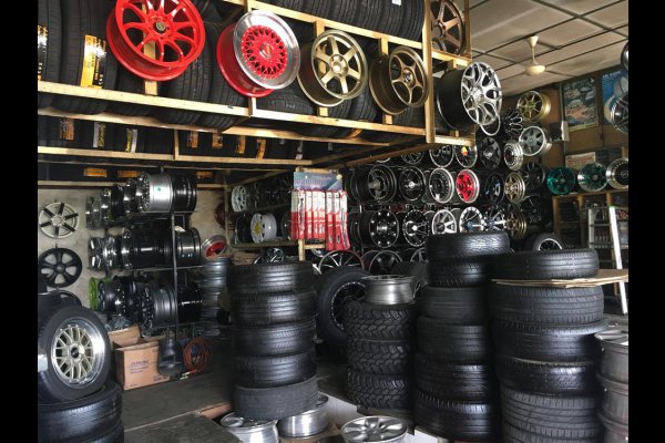 عکس Roadstar Tire Wholesale